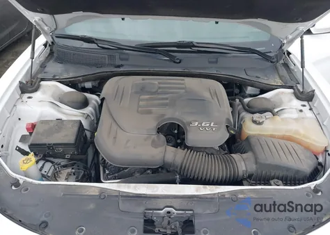 2022 Dodge Charger Sxt Rwd z USA, uszkodzony, nr VIN 2C3CDXBG5NH235246